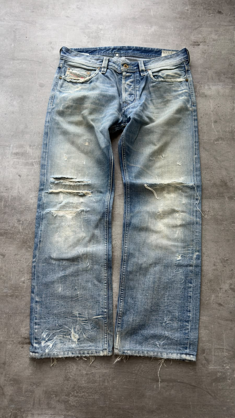 Diesel Larkee Distressed Jeans W33