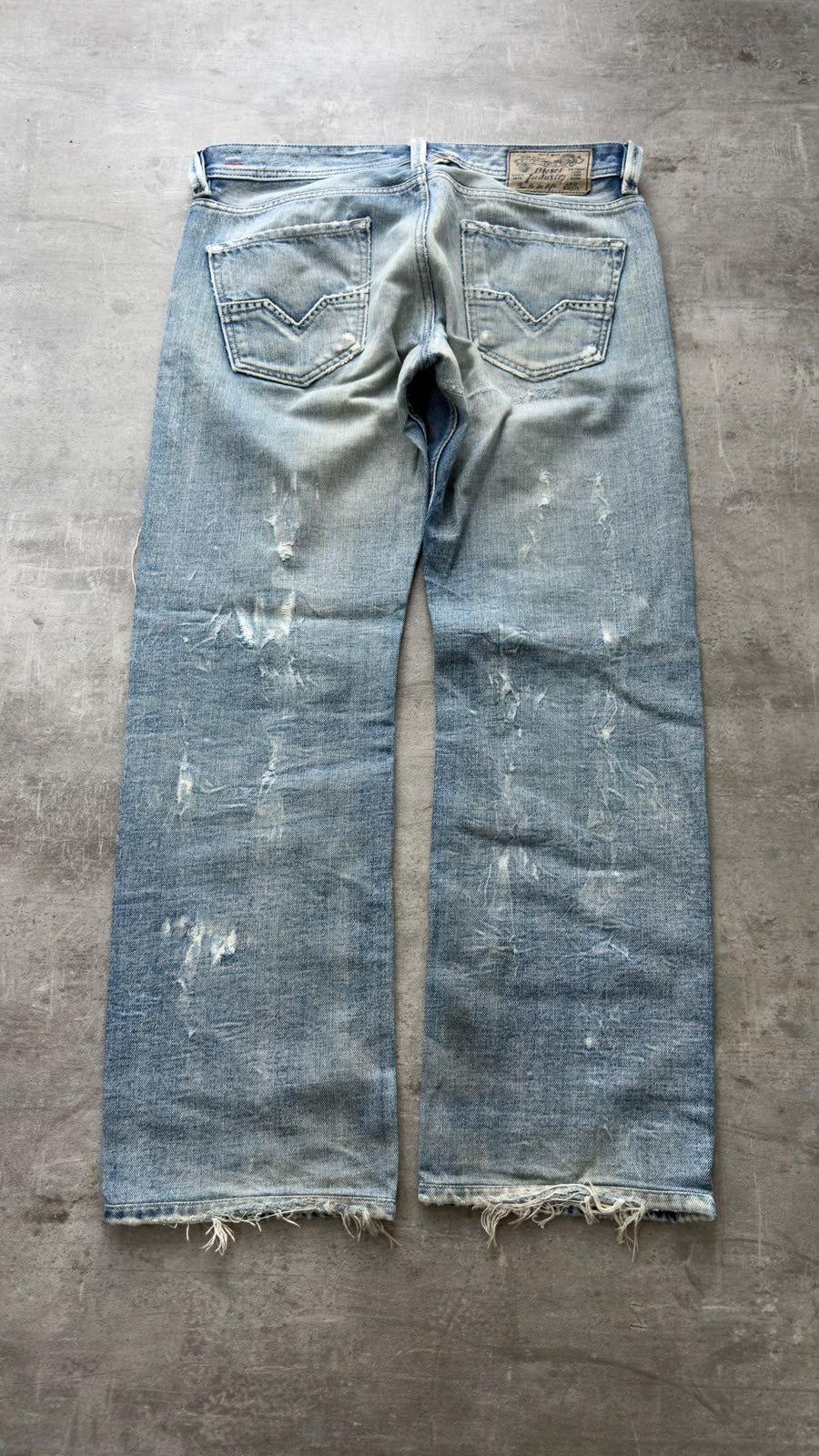 Diesel Larkee Distressed Jeans W33