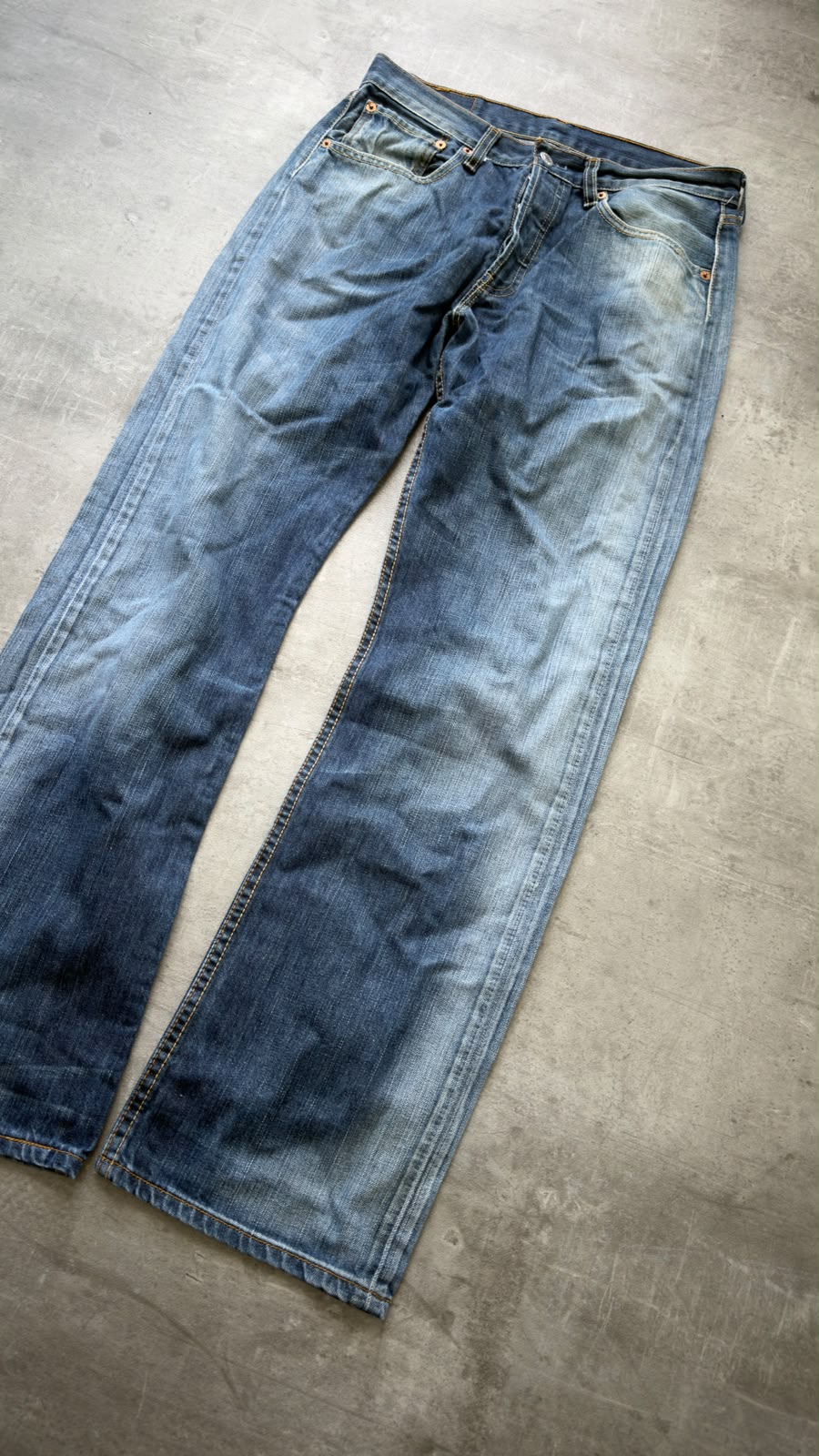 Levi's 501 Bootcut Jeans (W30 L32)