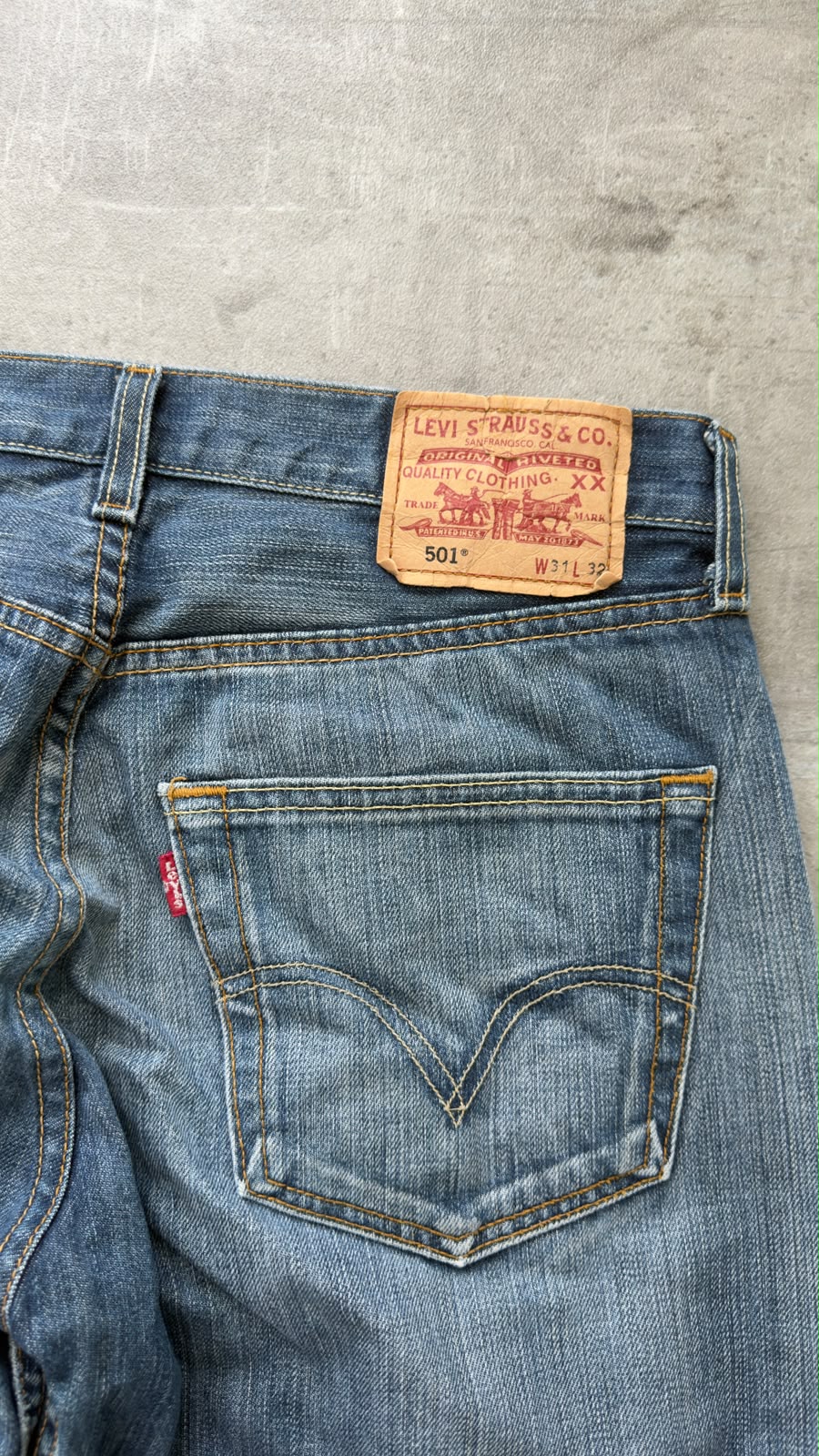 Levi's 501 Bootcut Jeans (W30 L32)