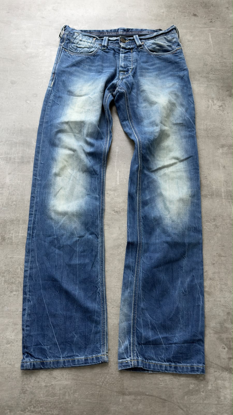 Light Wash Blue Straight Jeans (S-M)