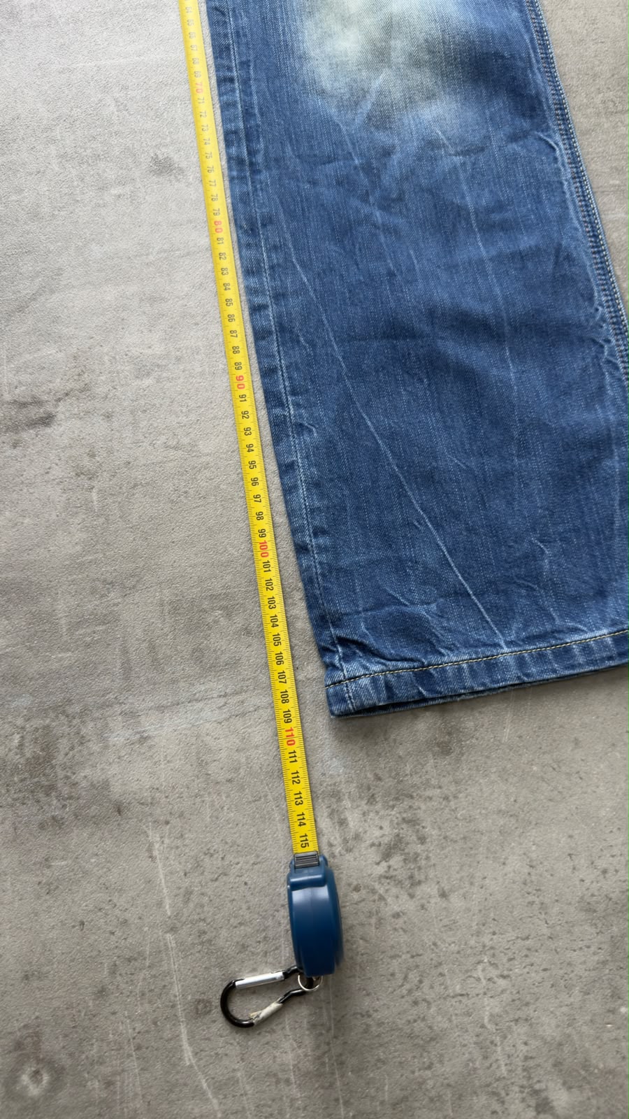 Light Wash Blue Straight Jeans (S-M)