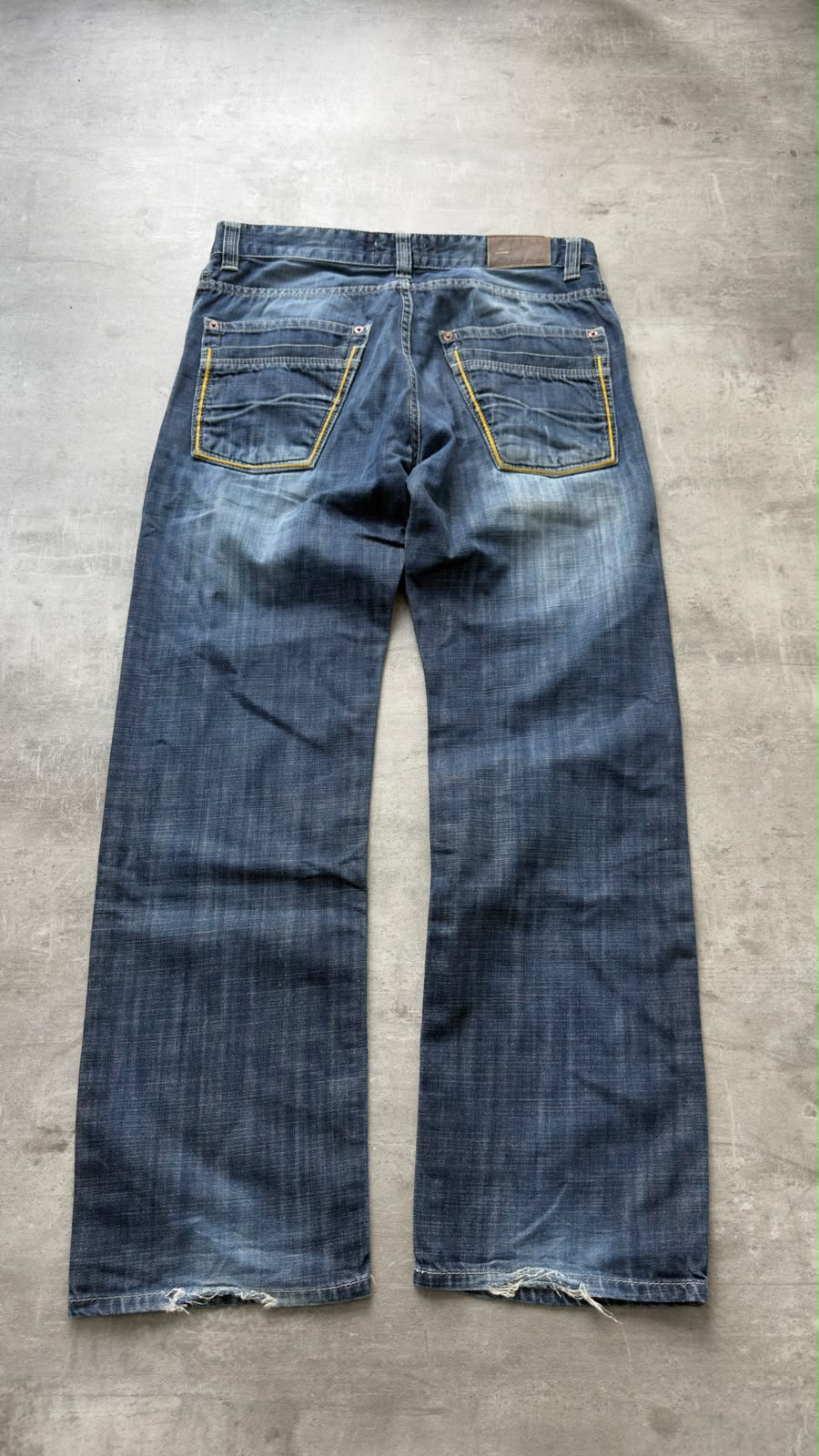 Washed Straight Jeans (M-L)