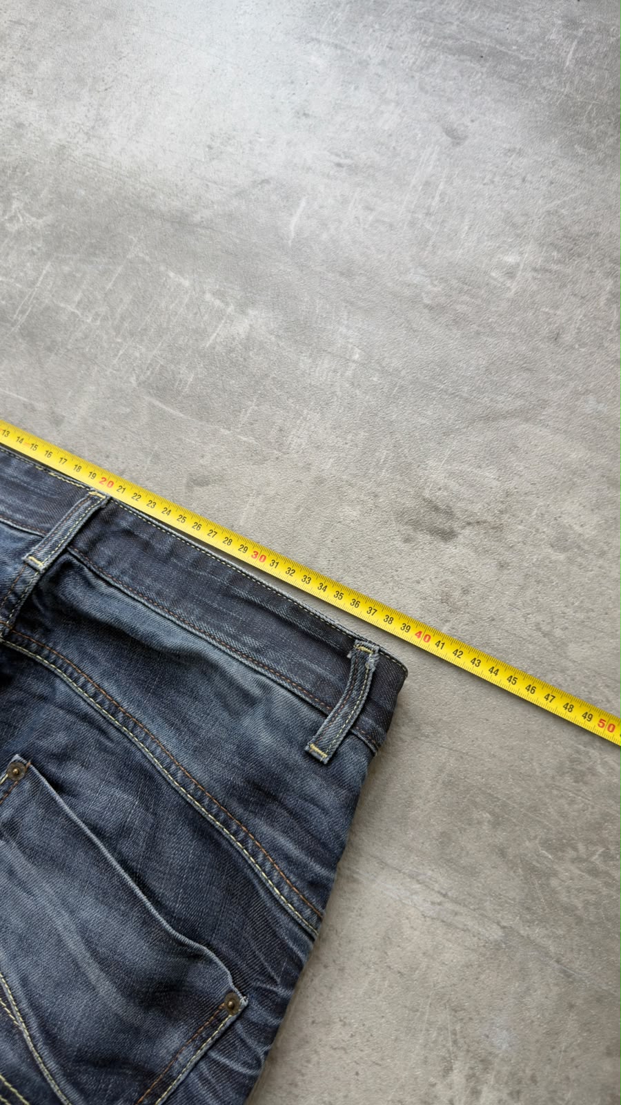 Dark Wash Bootcut Jeans (M-L)