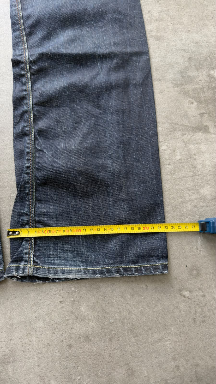 Dark Wash Bootcut Jeans (M-L)